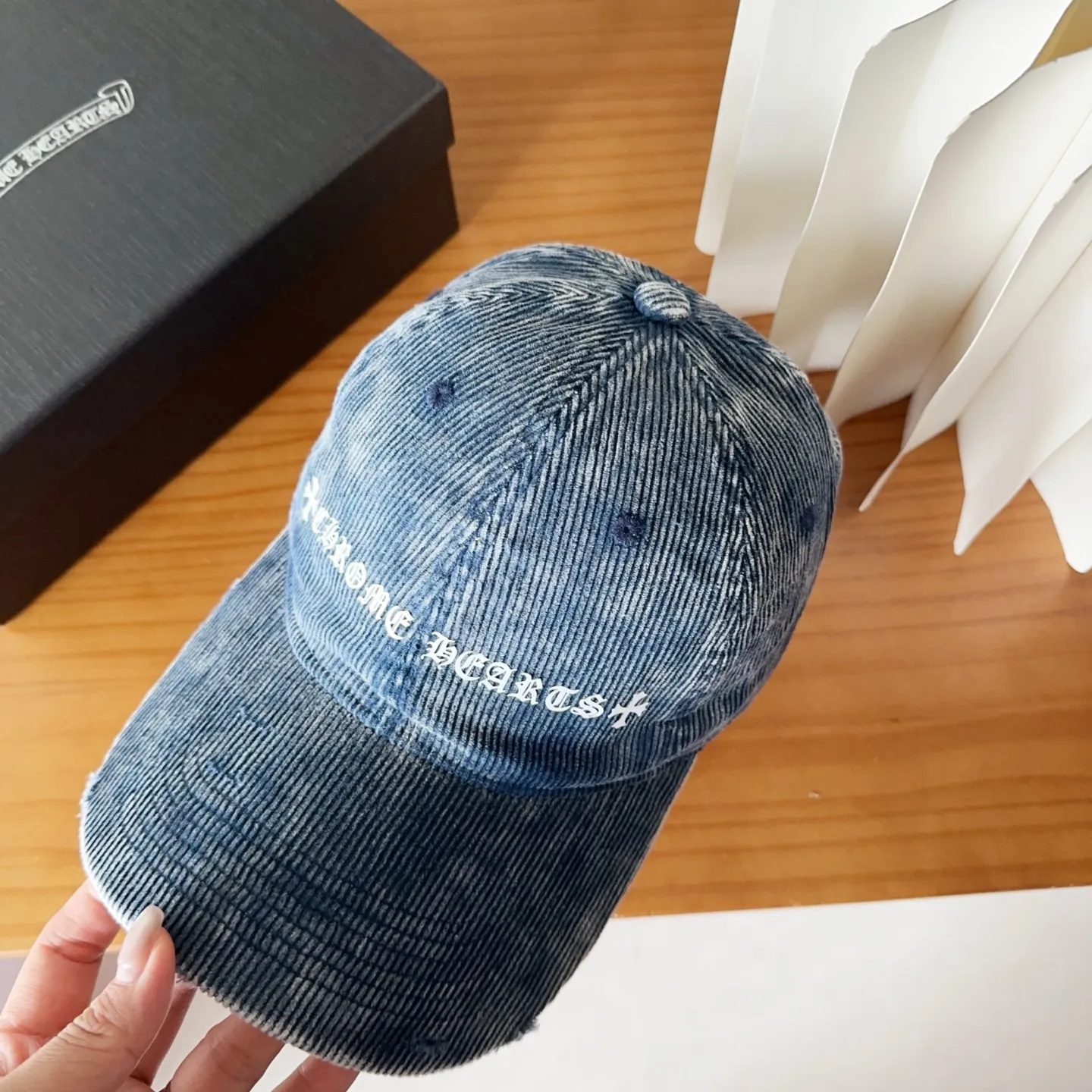 💰56 Chrome Hearts 💓Early autumn Korean style fashion retro distressed hole hat wear design versatile baseball cap peaked cap